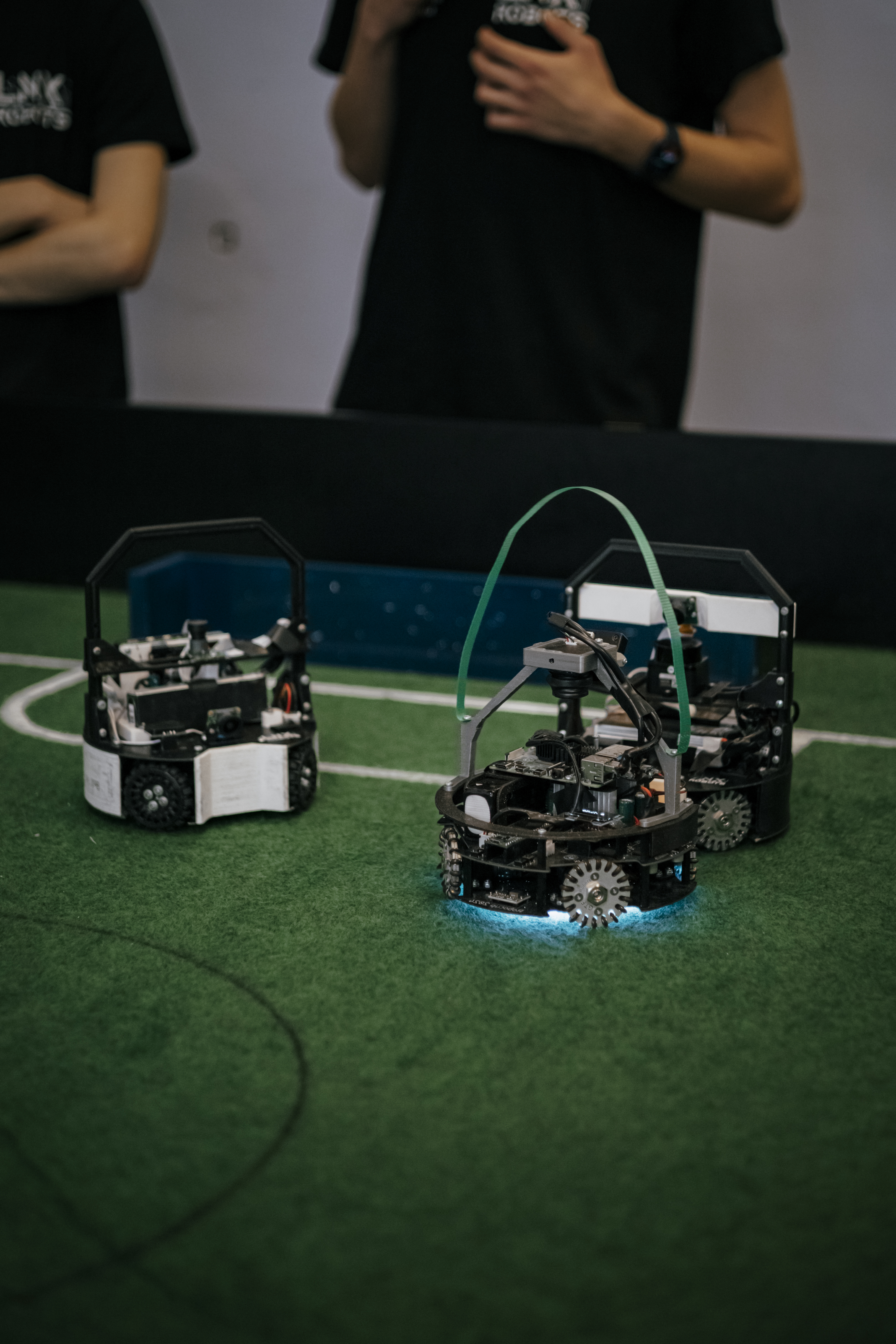 Robots of LNX Robots and XLC Younglings