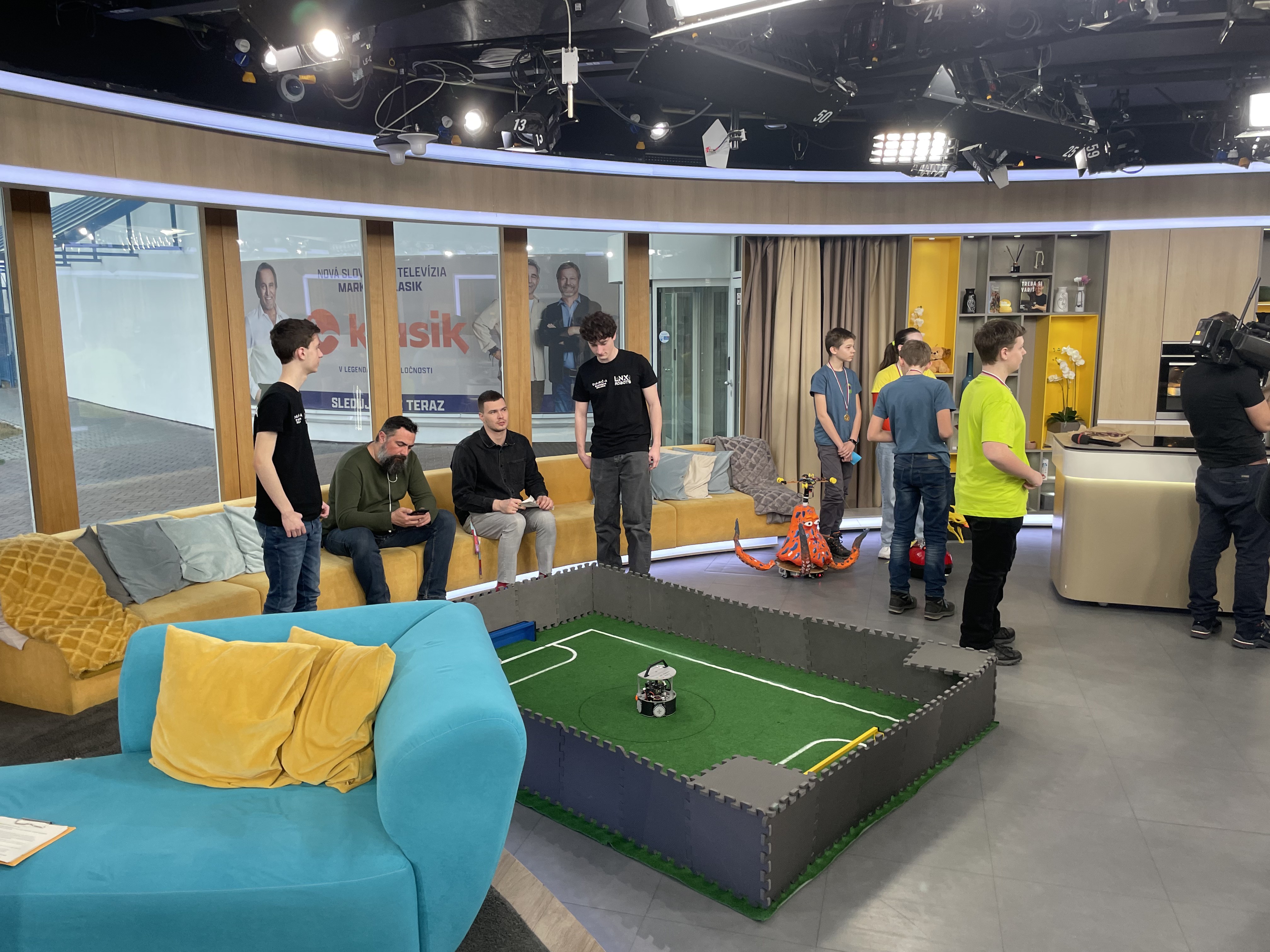 Demonstration in Slovak morning show Teleráno